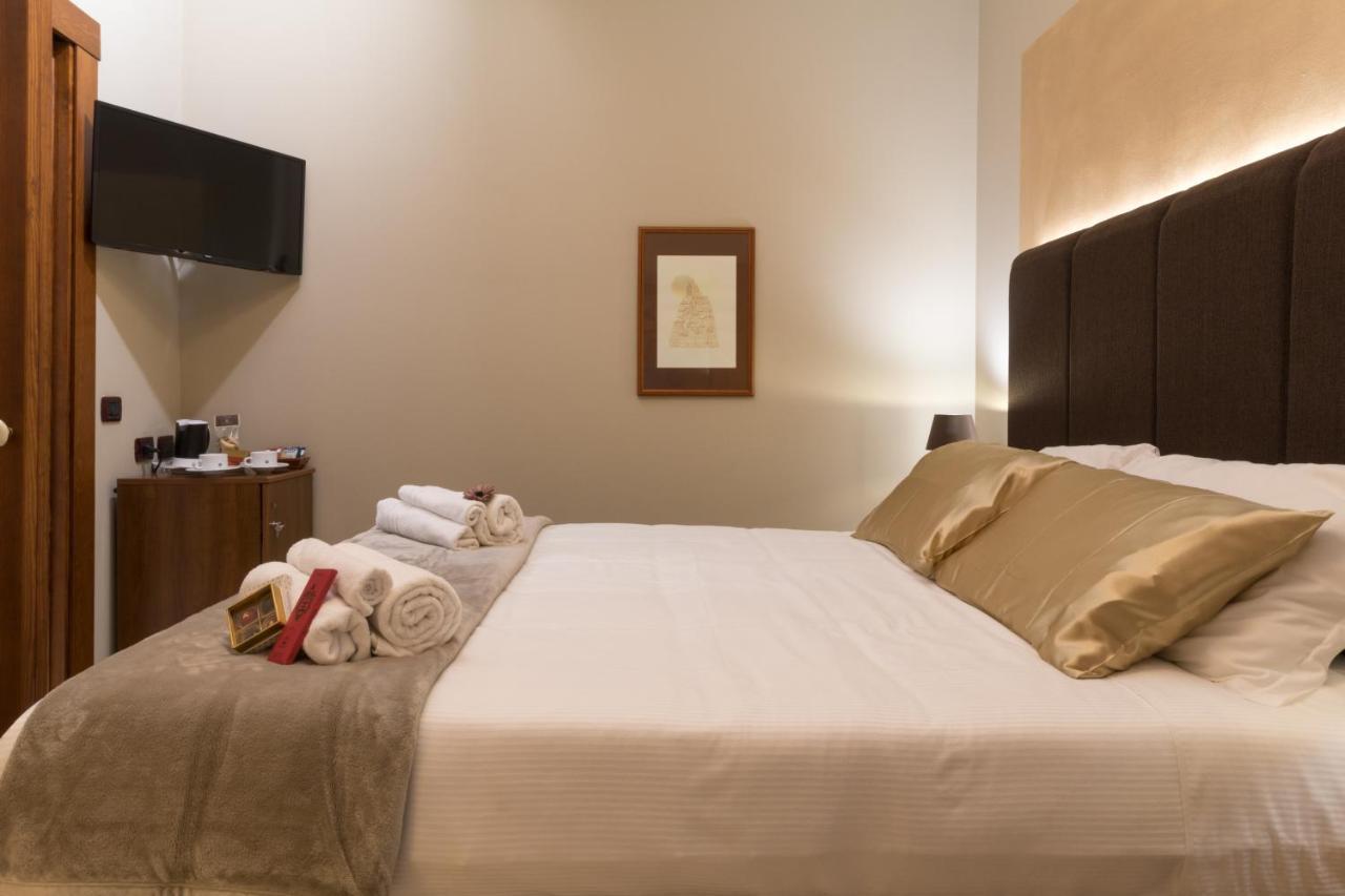 Oro Hotel 3*