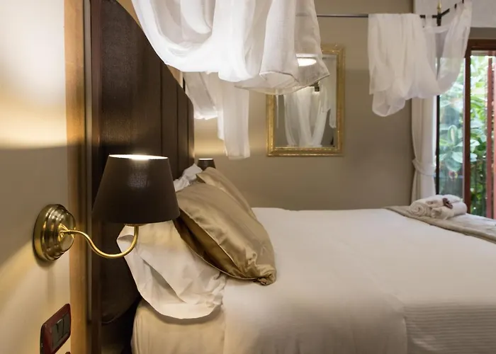 Oro Hotel