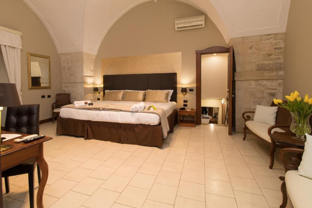 Oro Hotel